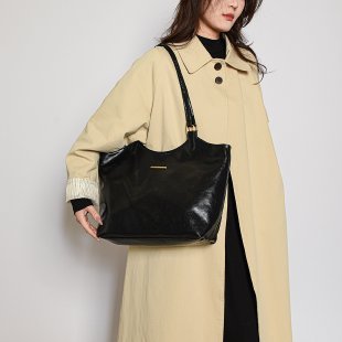 Damen Schultertasche – retro & minimalistisch