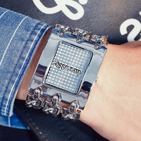 Luxus-Armbanduhr – auffällig, modern & stilvoll