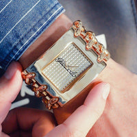 Luxus-Armbanduhr – auffällig, modern & stilvoll