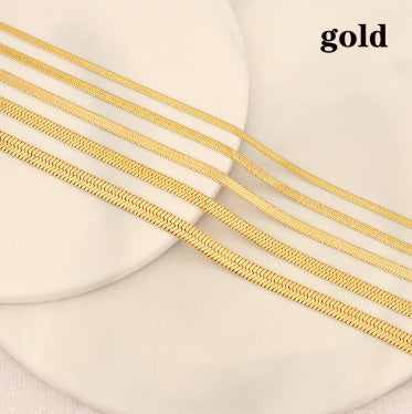 Snake Chain Halskette – stilvolles Design für einen eleganten Auftritt