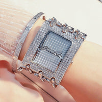 Luxus-Armbanduhr – auffällig, modern & stilvoll