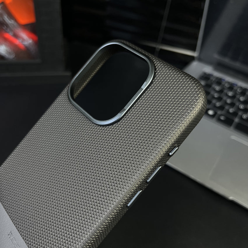 Magnetische iPhone Hülle – Modernes Design für iPhone 13, 14, 15 & 16