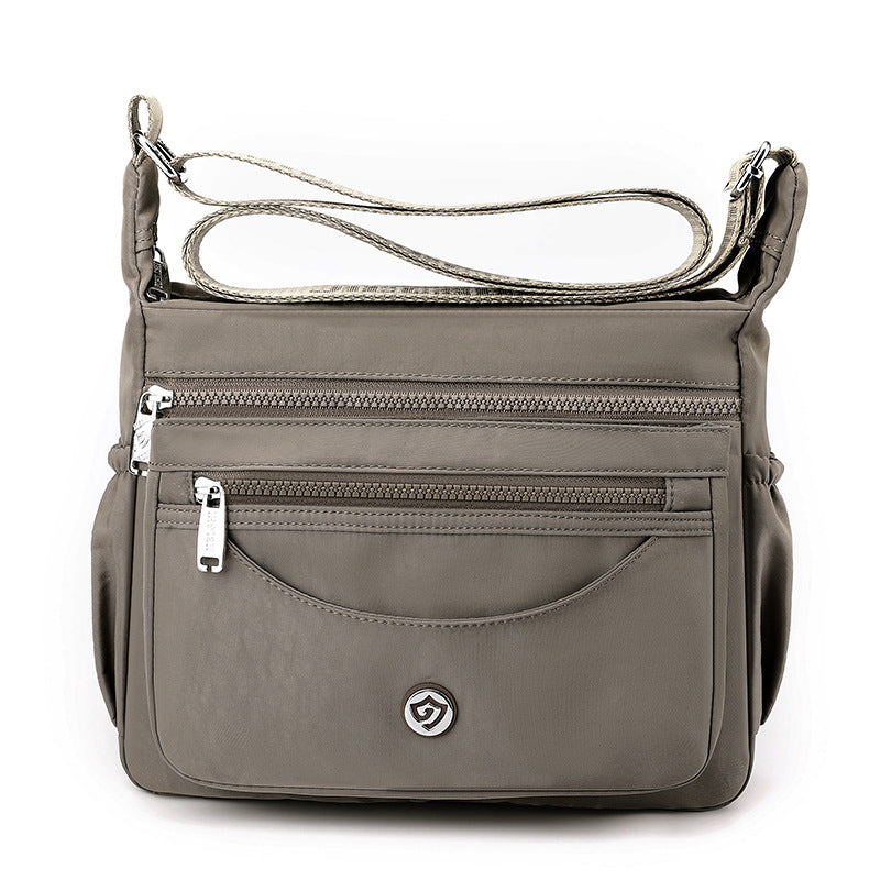 Schultertasche im modernen Look – leicht & alltagstauglich