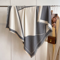Elegantes quadratisches Schal-Tuch – in edler Cashmere-Optik