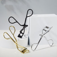 Wimpern-Curler aus Metall – für perfekt geschwungene Wimpern