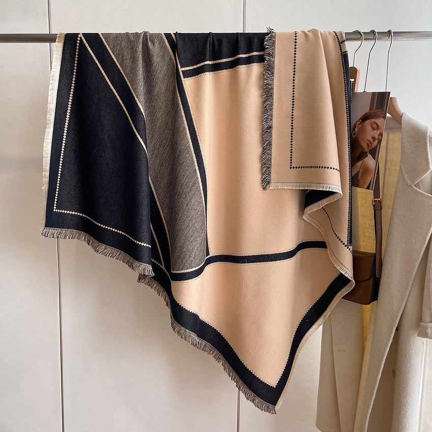 Elegantes quadratisches Schal-Tuch – in edler Cashmere-Optik