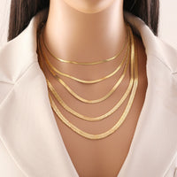 Snake Chain Halskette – stilvolles Design für einen eleganten Auftritt