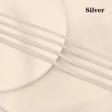 Snake Chain Halskette – stilvolles Design für einen eleganten Auftritt