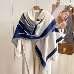 Elegantes quadratisches Schal-Tuch – in edler Cashmere-Optik