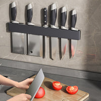 Premium Wand-Messerhalter aus Carbonstahl – stilvoll, sicher & platzsparend