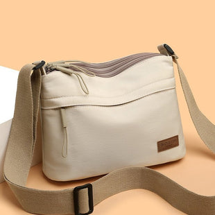 Schultertasche mit wasserabweisendem Stoff – leicht & vielseitig